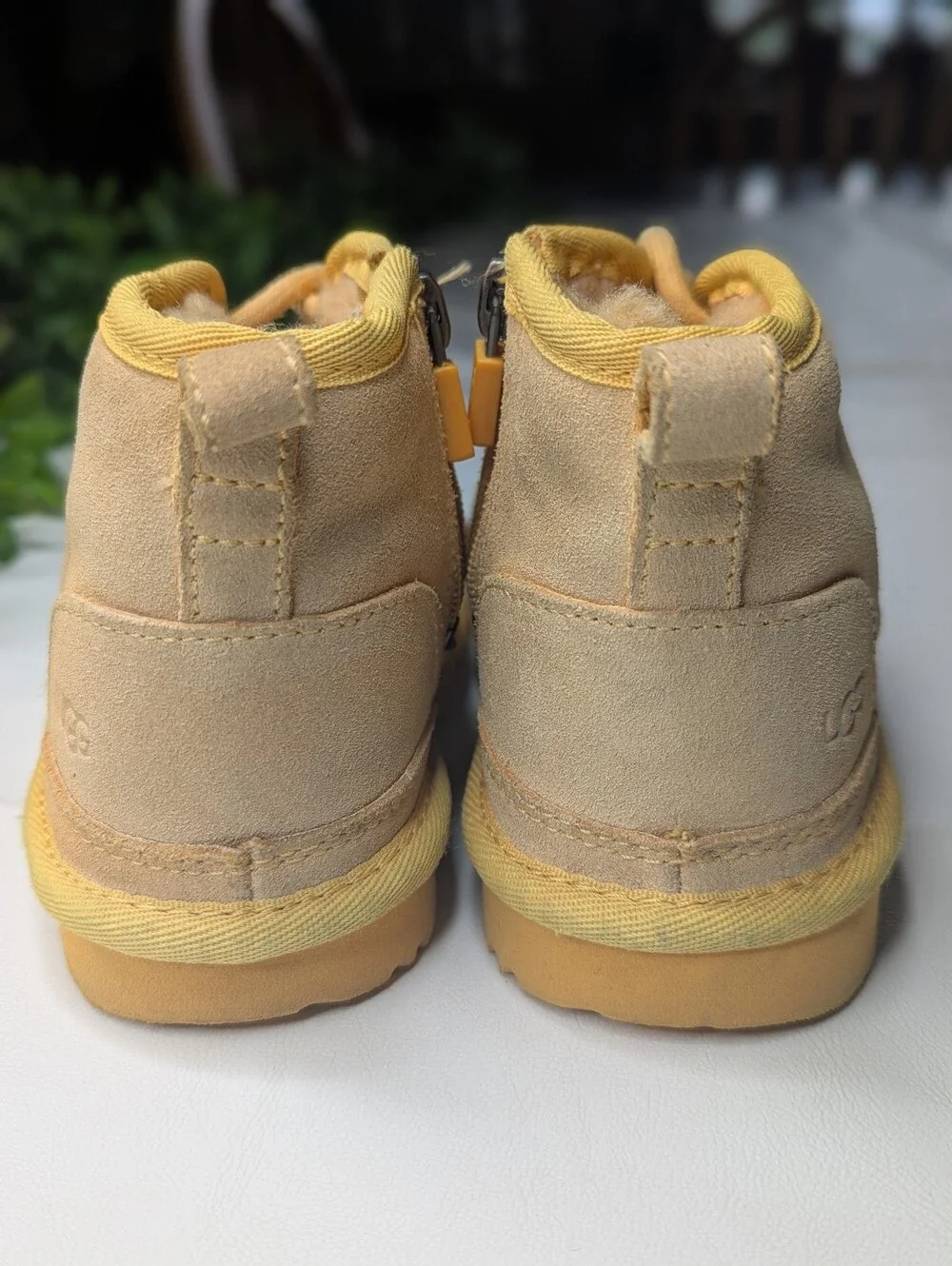 Ugg Kids Nuemel II Boot Toddler Size 11